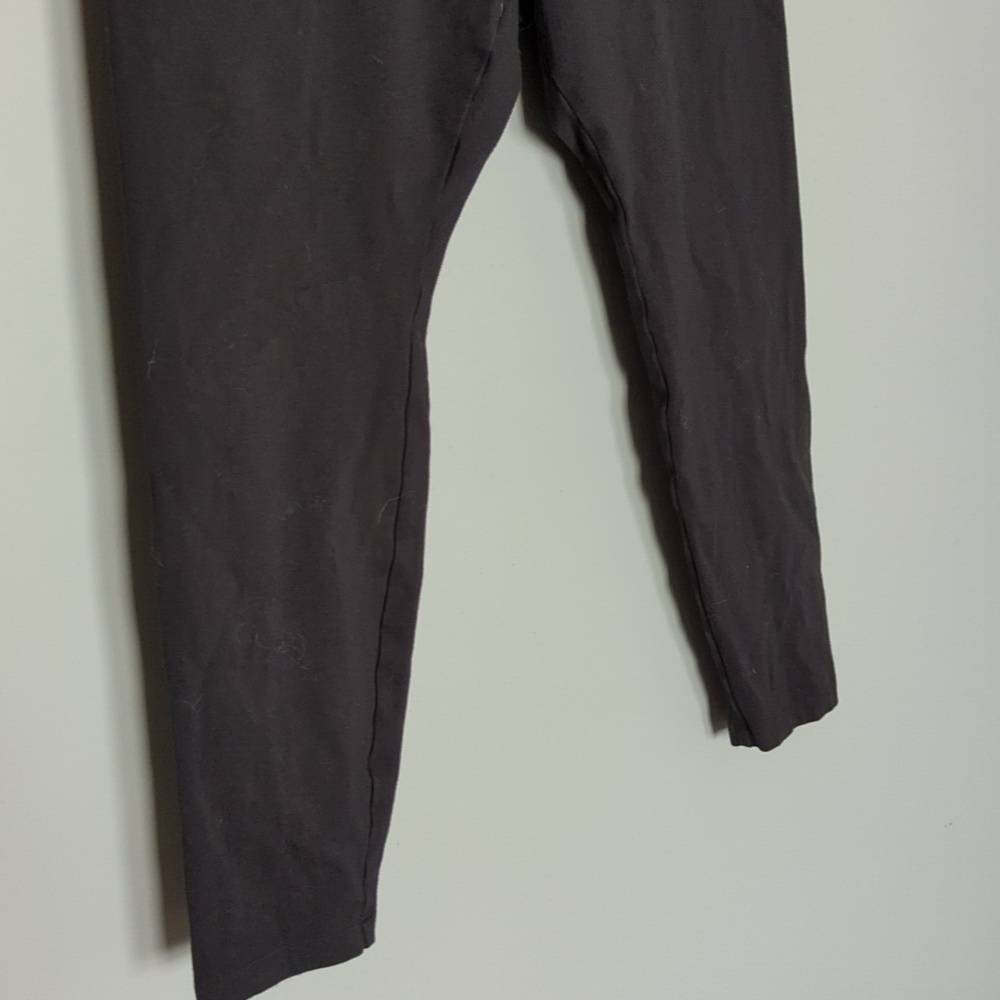 Women's Good American Leggings. Black leggings. Size 5 2XL - Picture 3 of 6